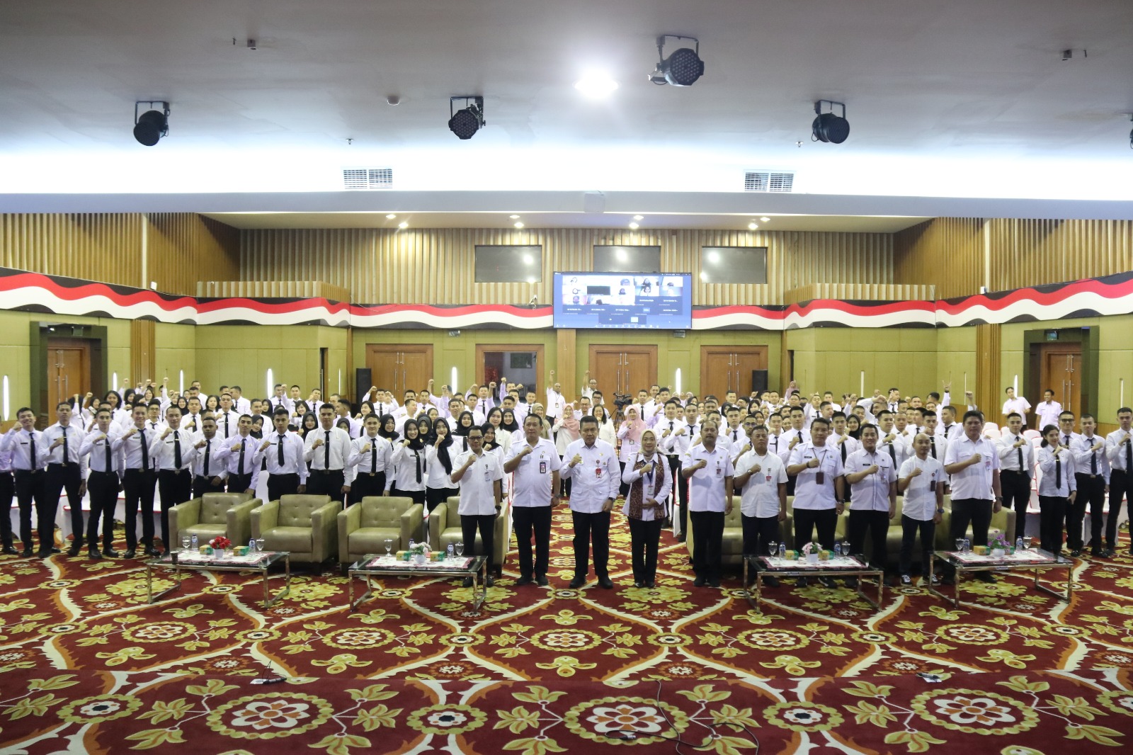 BPSDM Kemendagri Tutup Latsar CPNS Golongan III Tahun 2025: Cetak ASN BerAKHLAK dan Profesional