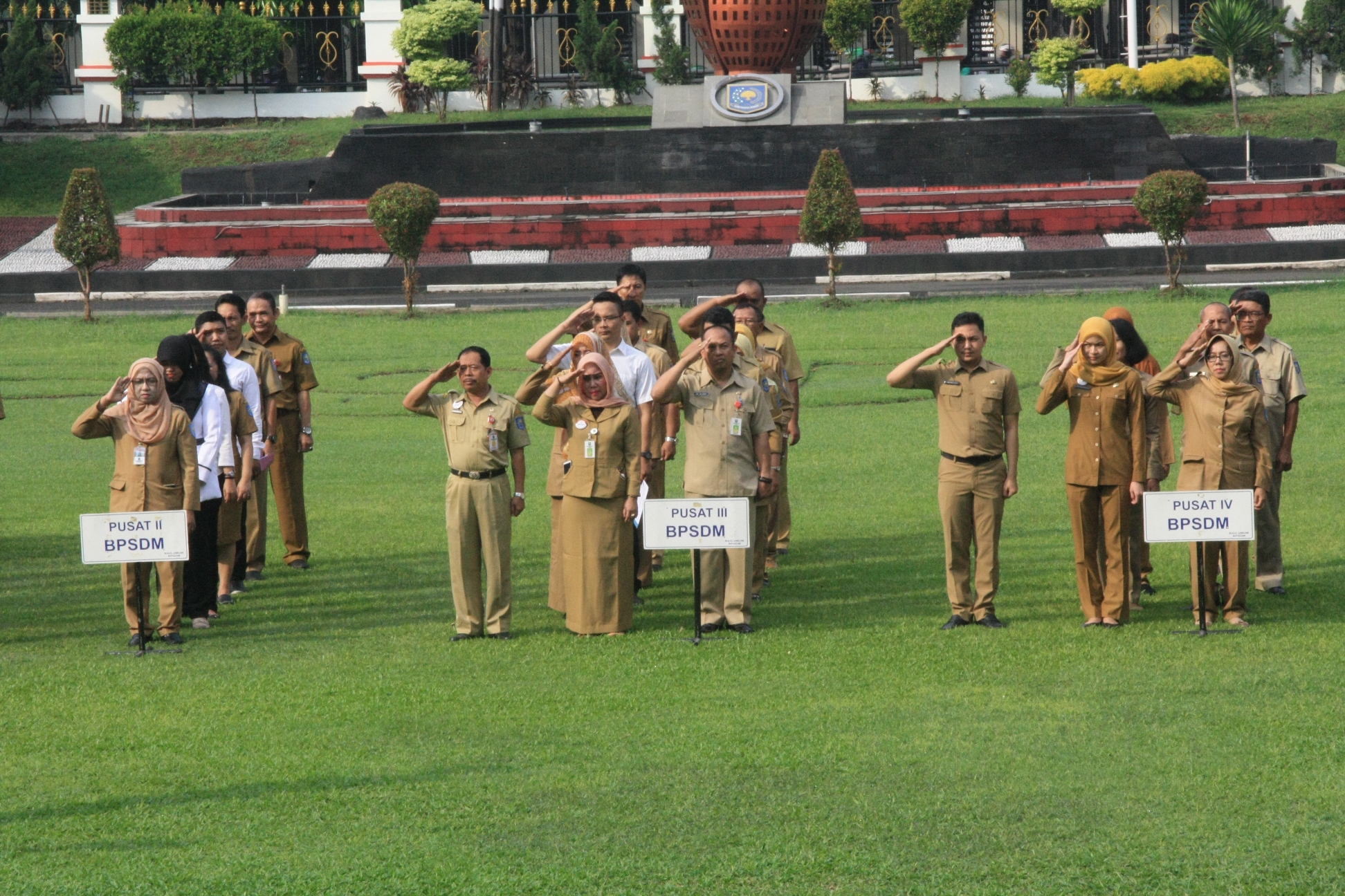 Upacara Bendera Senin, 28 - 05 - 2018