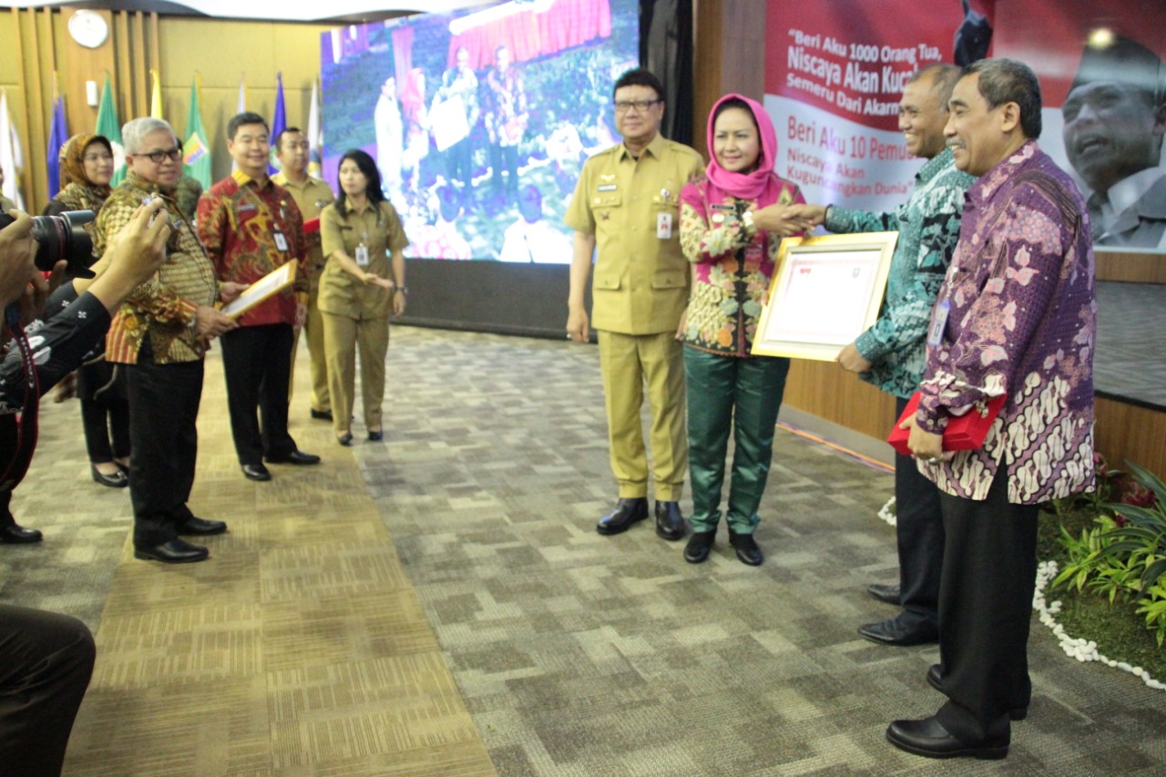 PEMBEKALAN KEPEMIMPINAN BAGI KEPALA DAERAH BUPATI DAN WAKIL BUPATI HARI KE - 2