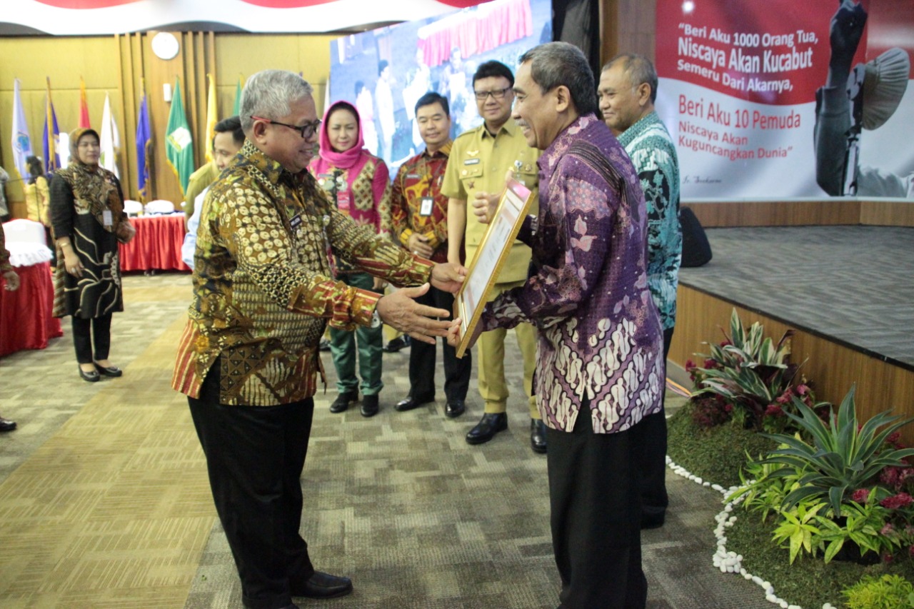 PEMBEKALAN KEPEMIMPINAN BAGI KEPALA DAERAH BUPATI DAN WAKIL BUPATI HARI KE - 2