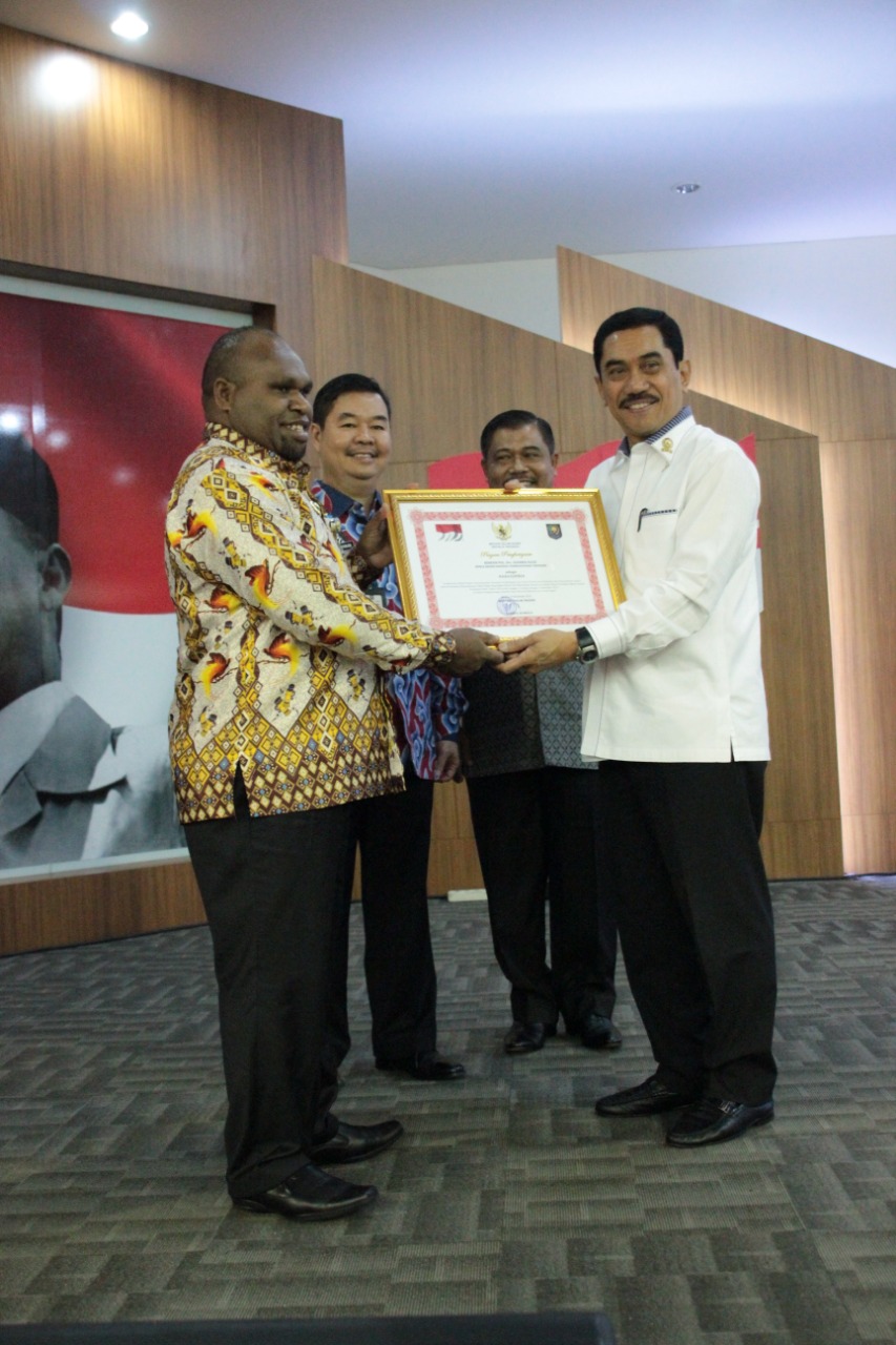 PEMBEKALAN KEPEMIMPINAN BAGI KEPALA DAERAH BUPATI DAN WAKIL BUPATI HARI KE - 3