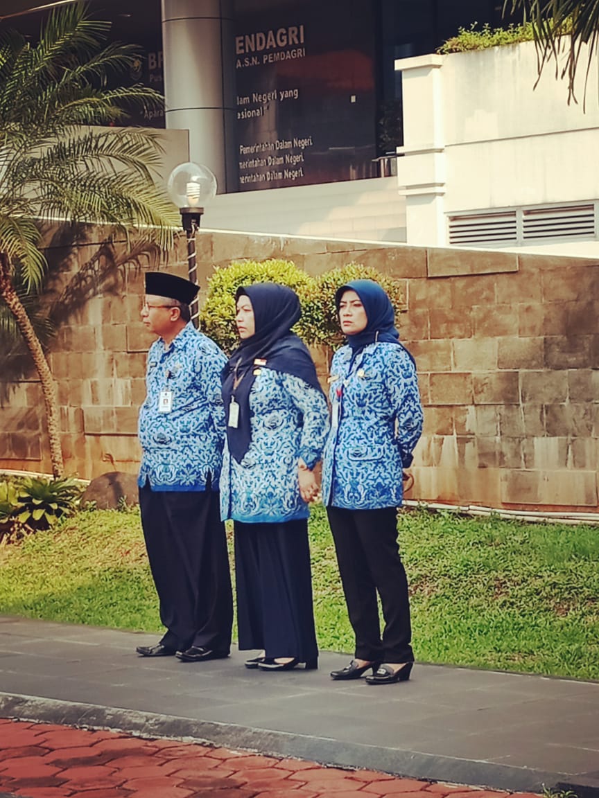 UPACARA HARI ULANG TAHUN KORPS PEGAWAI REPUBLIK INDONESIA KE - 47 DI LINGKUNGAN BPSDM KEMENDAGRI