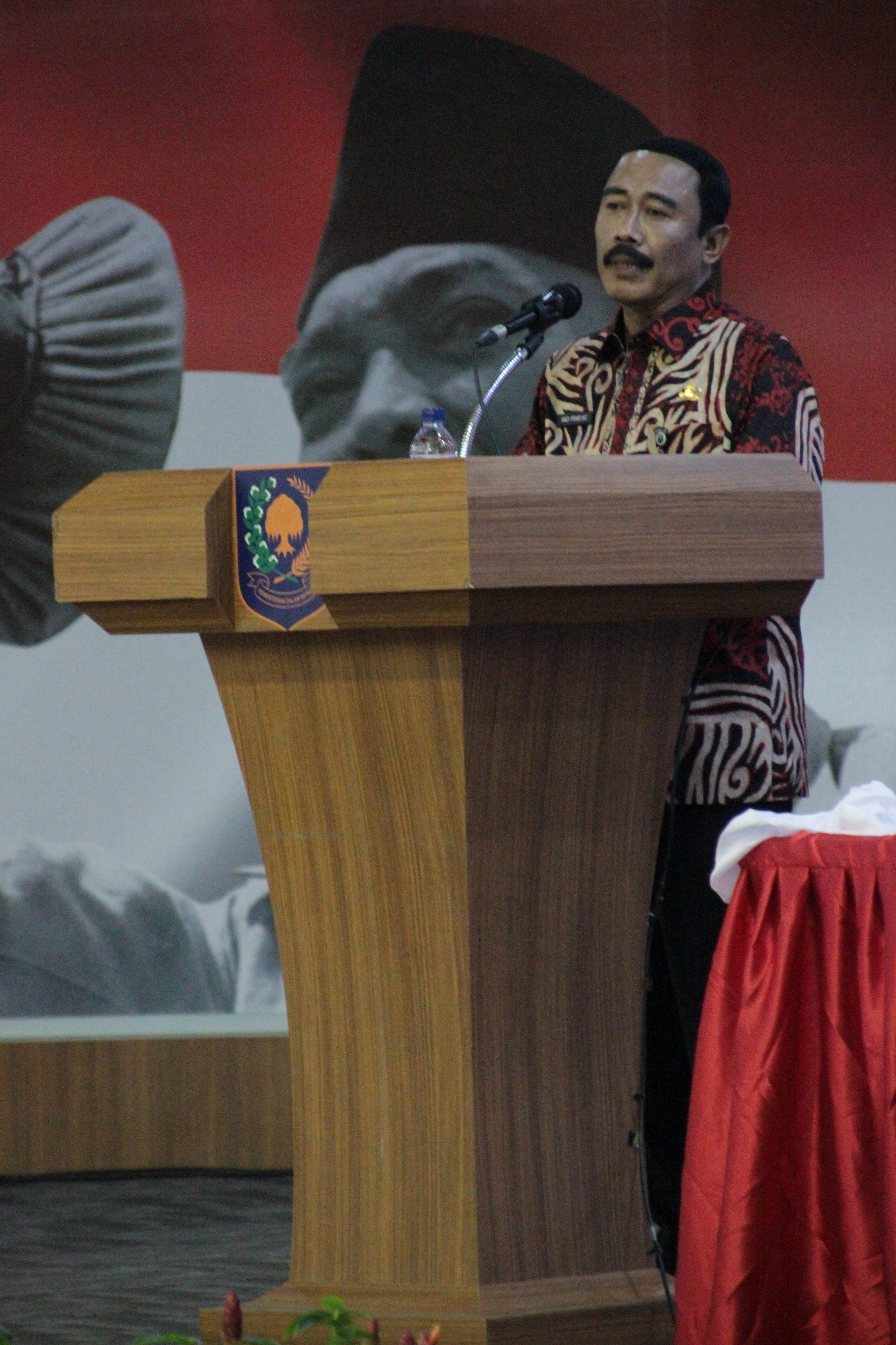 PEMBEKALAN KEPEMIMPINAN BAGI KEPALA DAERAH BUPATI DAN WAKIL BUPATI