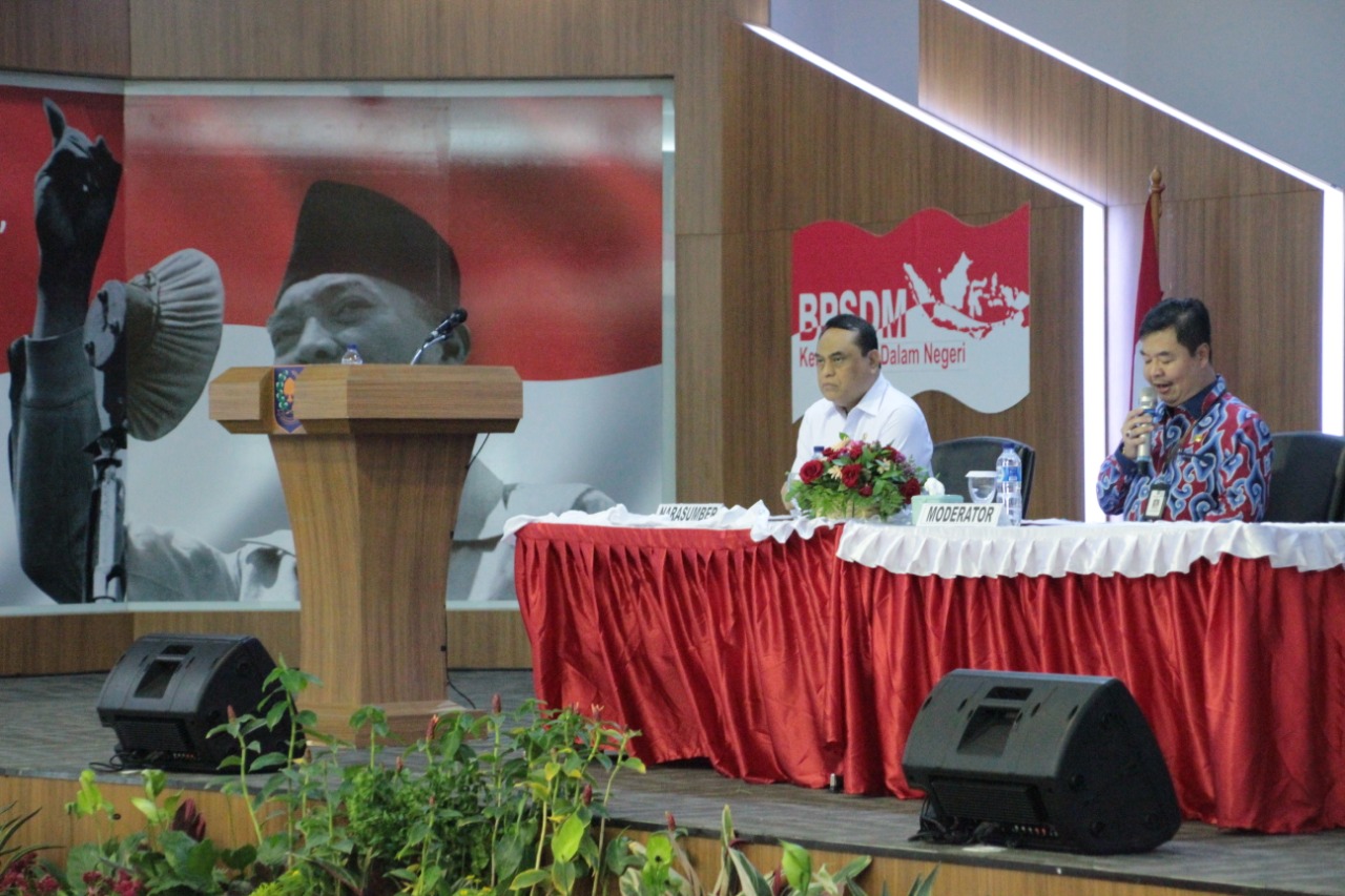 PENUTUPAN PEMBEKALAN KEPEMIMPINAN BAGI KEPALA DAERAH BUPATI DAN WAKIL BUPATI 