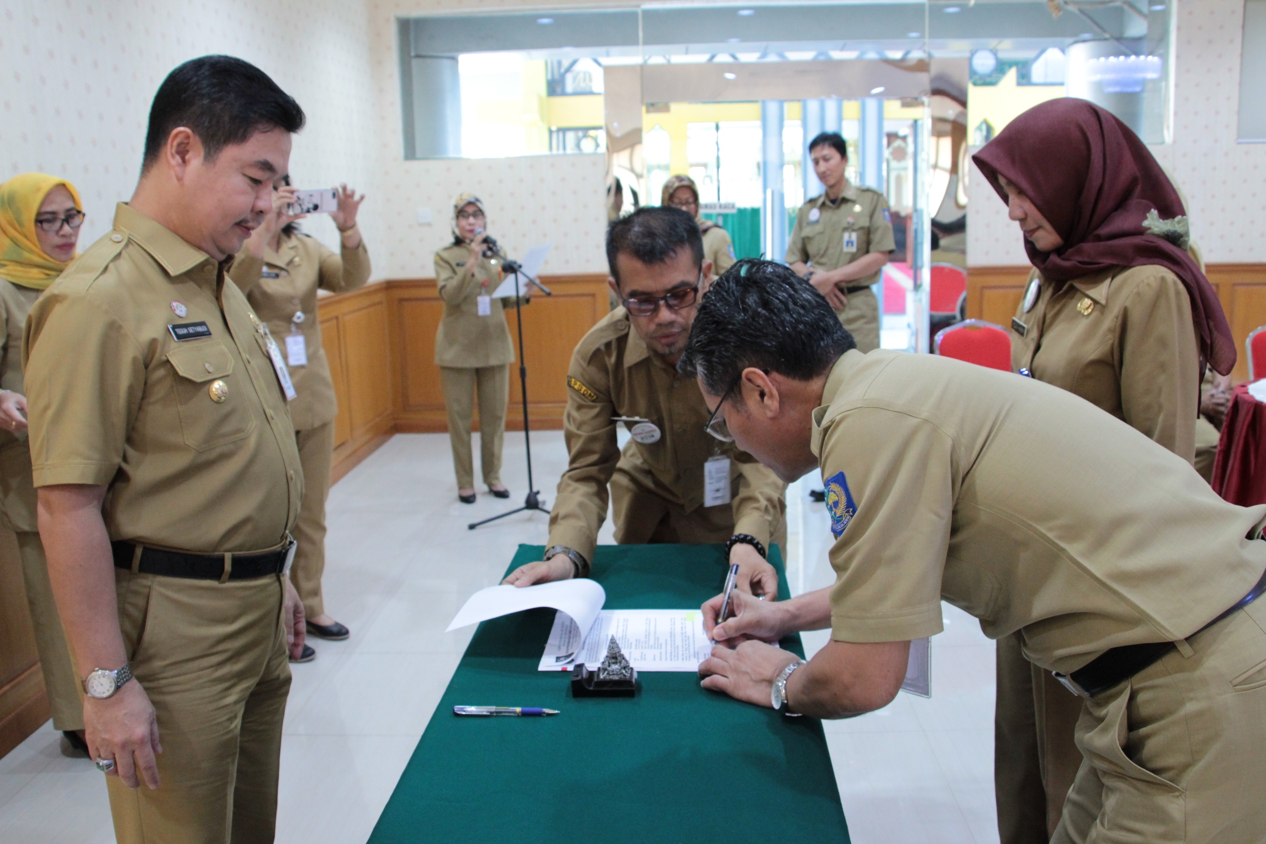 SERAH TERIMA JABATAN PEJABAT ADMINISTRATOR BPSDM KEMENDAGRI 2018