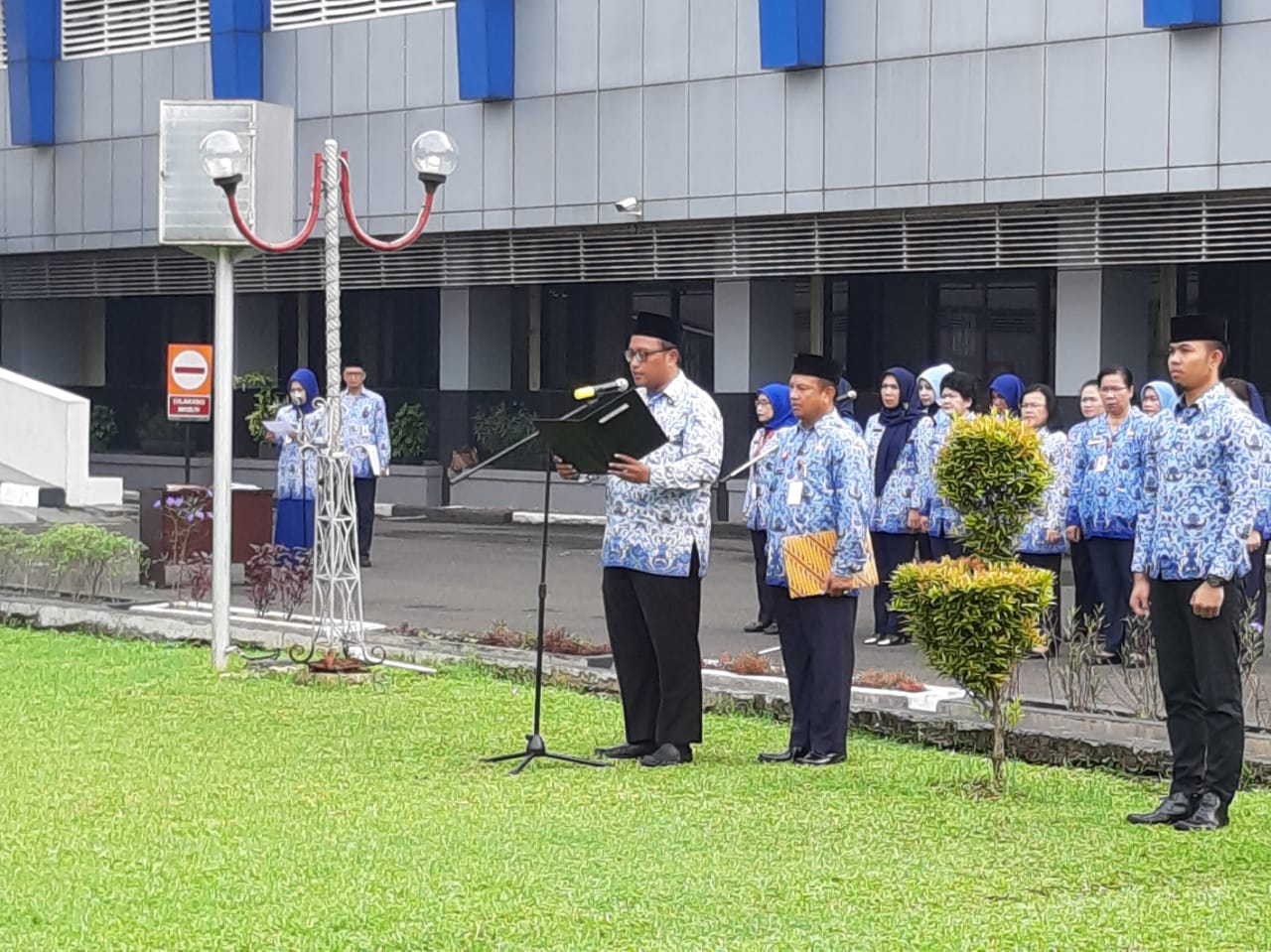 UPACARA HARI ULANG TAHUN KORPS PEGAWAI REPUBLIK INDONESIA KE - 47 DI LINGKUNGAN BPSDM KEMENDAGRI