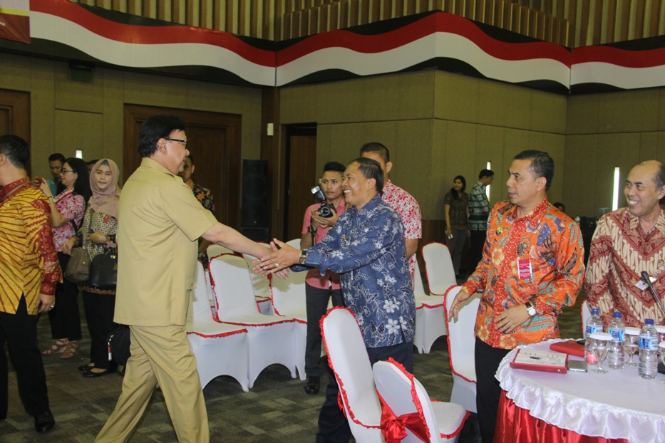 PEMBEKALAN KEPEMIMPINAN BAGI KEPALA DAERAH BUPATI DAN WAKIL BUPATI