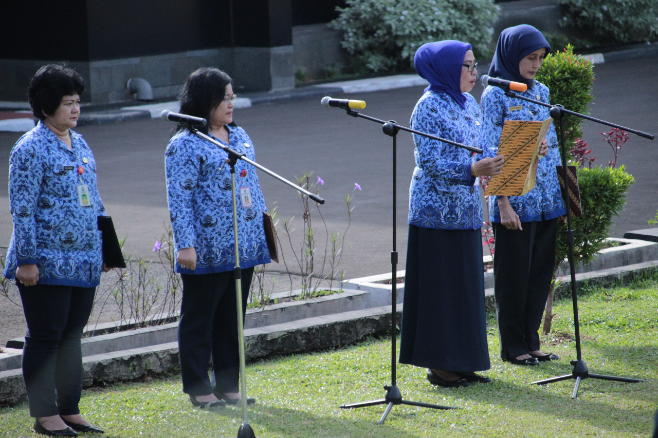 Upacara Memperingati Hari Ibu dan Bela Negara 21 - 12 - 2018