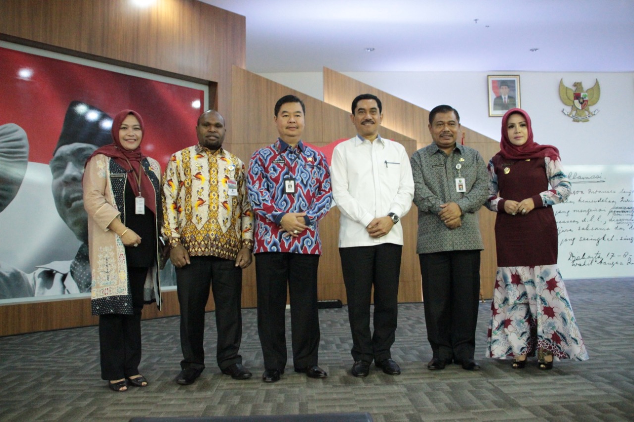 PEMBEKALAN KEPEMIMPINAN BAGI KEPALA DAERAH BUPATI DAN WAKIL BUPATI HARI KE - 3