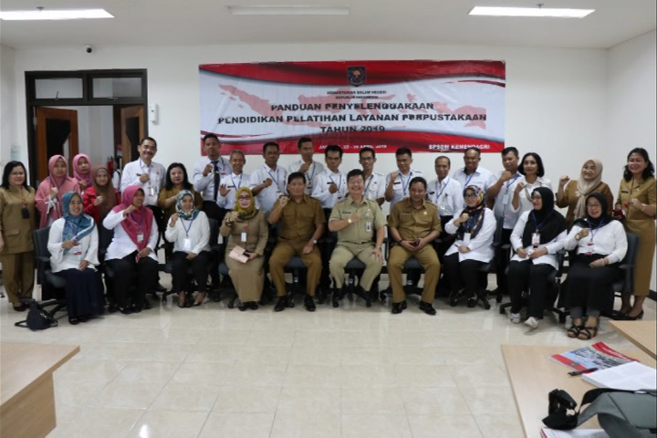 VIDEO NEWS: PEMBUKAAN DIKLAT PUSTAKAWAN, TOT P2UPD DAN ASESSOR