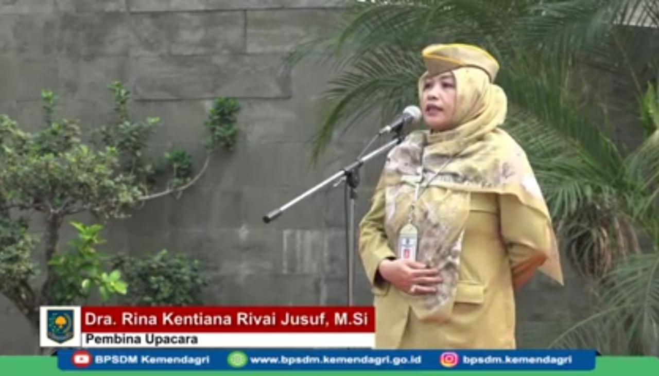 RUTINITAS UPACARA BENDERA DI LINGKUNGAN BPSDM KEMENDAGRI