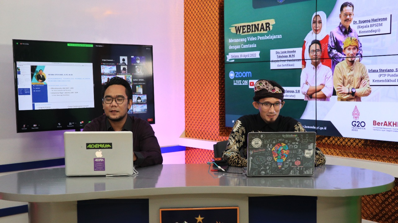 Terampil Gunakan Video Pembelajaran Camtasia, Kemendagri Bekali ASN melalui Webinar Video Grafis