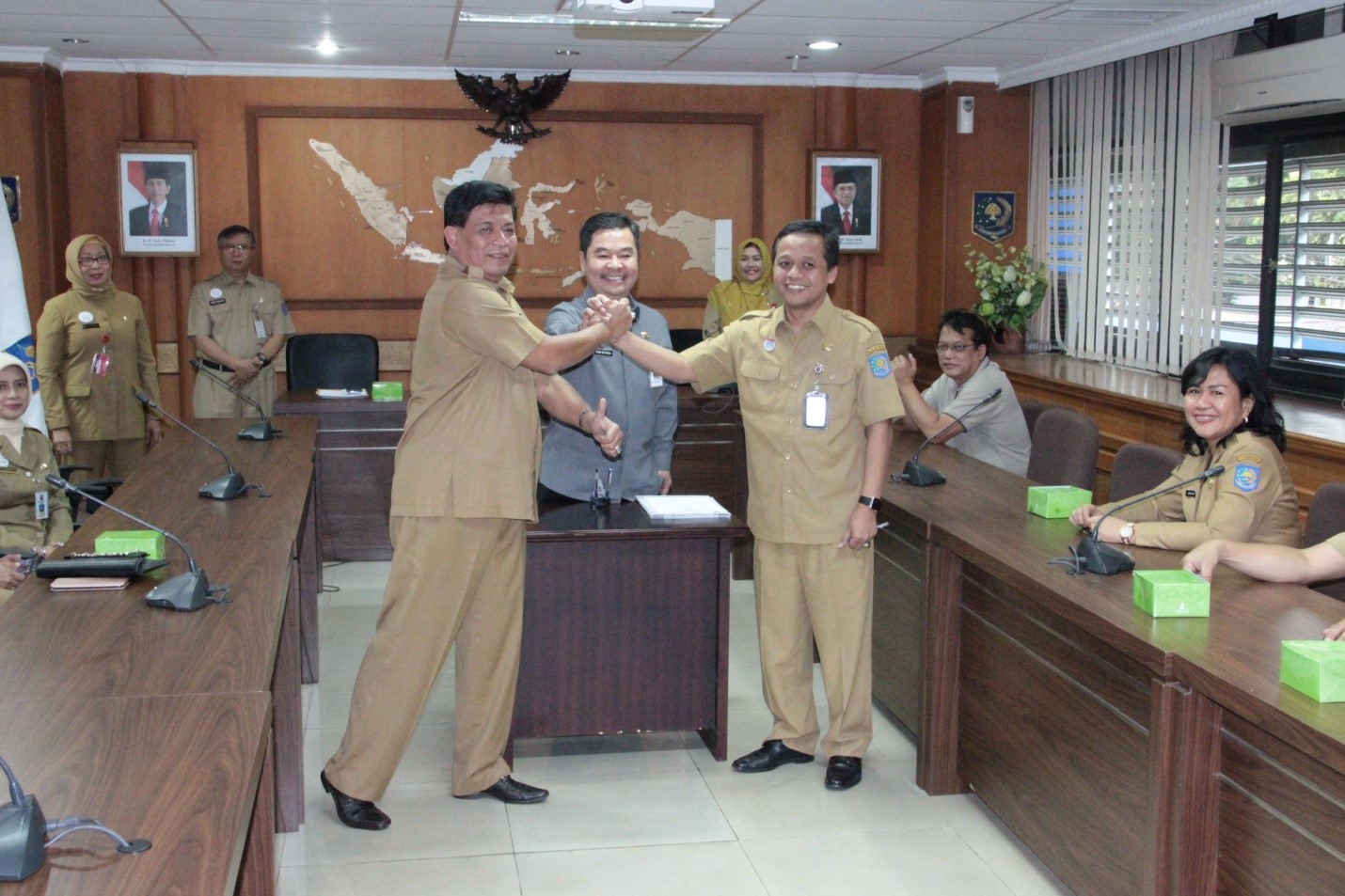 SERAH TERIMA JABATAN  KEPALA PUSAT PENGEMBANGAN KOMPETENSI FUNGSIONAL DAN TEKNIS