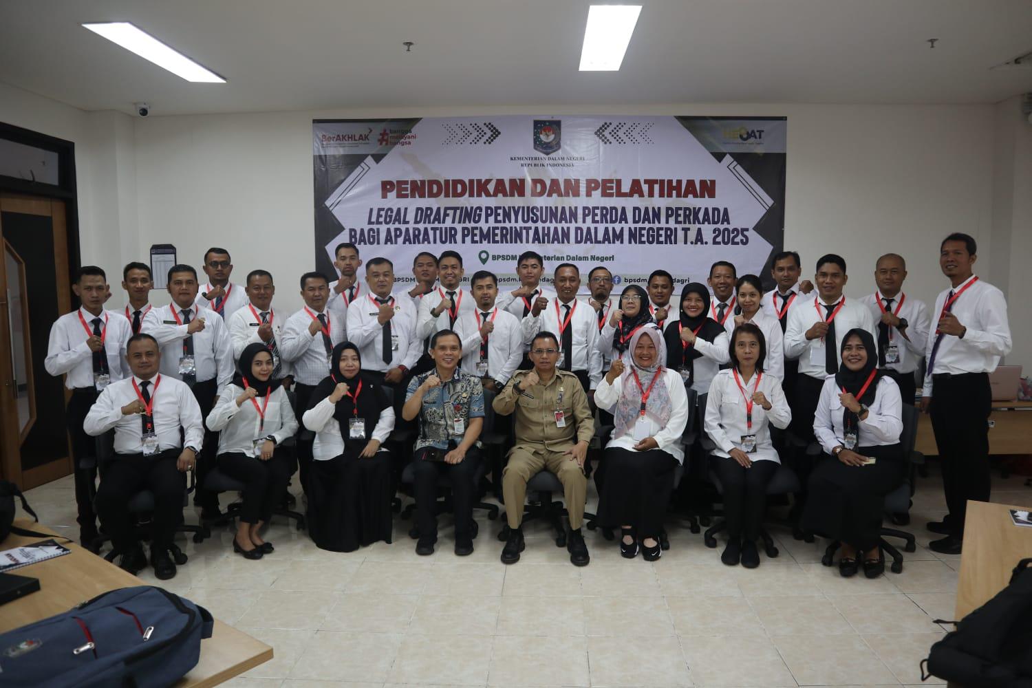 Inovasi dalam Penyusunan Perda dan Perkada, BPSDM Kemendagri Gelar Diklat Legal Drafting Angkatan I 2025