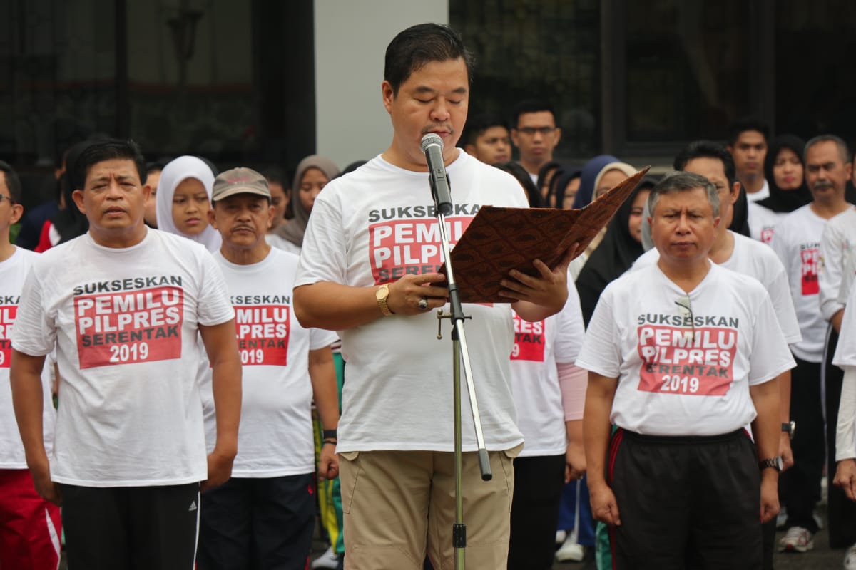 APEL PAGI DALAM RANGKA MENSUKSESKAN PEMILU SERENTAK TAHUN 2019 DAN DILANJUTKAN SENAM PAGI BERSAMA 