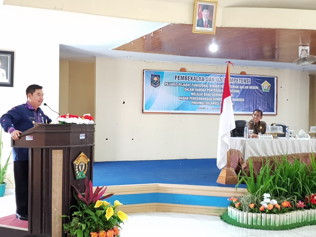 PEMBEKALAN DAN UJI KOMPETENSI PEJABAT-PEJABAT FUNGSIONAL BINAAN KEMENTERIAN DALAM NEGERI DALAM RANGKA PENYESUAIAN / INPASSING MELALUI DANA DEKONSENTRASI BPSDM PROVINSI SULAWESI TENGGARA