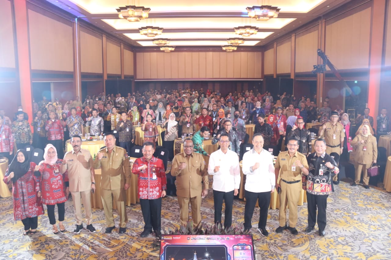 Wakil Menteri Dalam Negeri Membuka Rakornas BPSDM Kemendagri untuk Peningkatan ASN Unggul