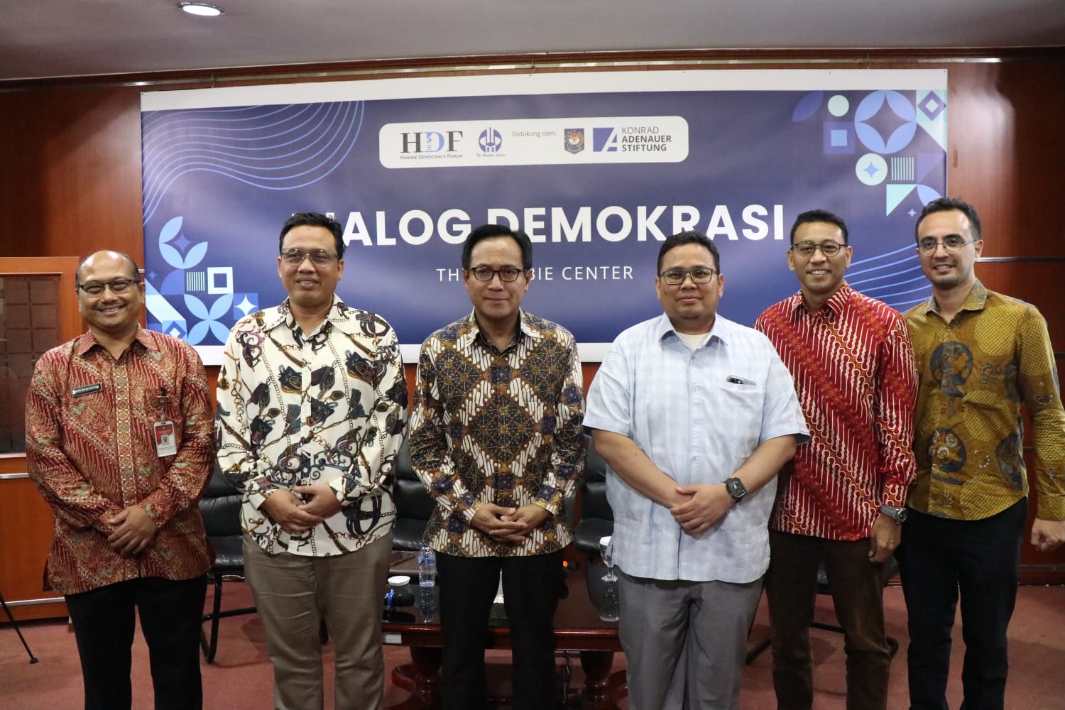 BPSDM Kemendagri Hadiri Diskusi Demokrasi Kerja Sama antara KAS Jerman bersama The Habibie Center