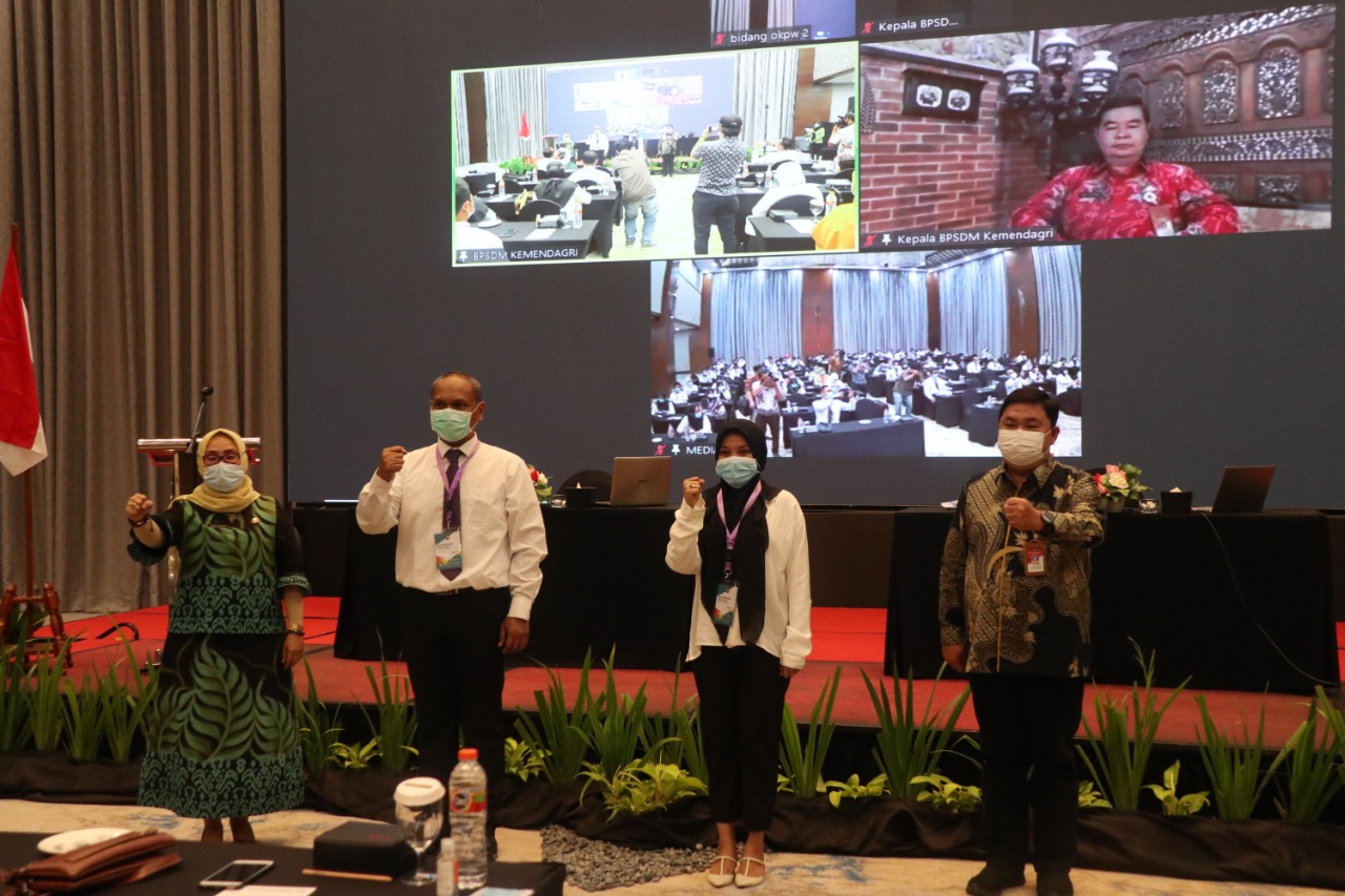 GAIRAHKAN KEMBALI SEKTOR PEREKONOMIAN NASIONAL DAN TINGKATKAN KAPASITAS APARATUR PENGELOLA KEUANGAN