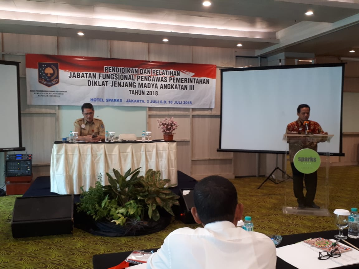 PEMBUKAAN DIKLAT JABATAN FUNGSIONAL PRNGAWAS PEMERINTAHAN JENJANG MADYA ANGKATAN III
