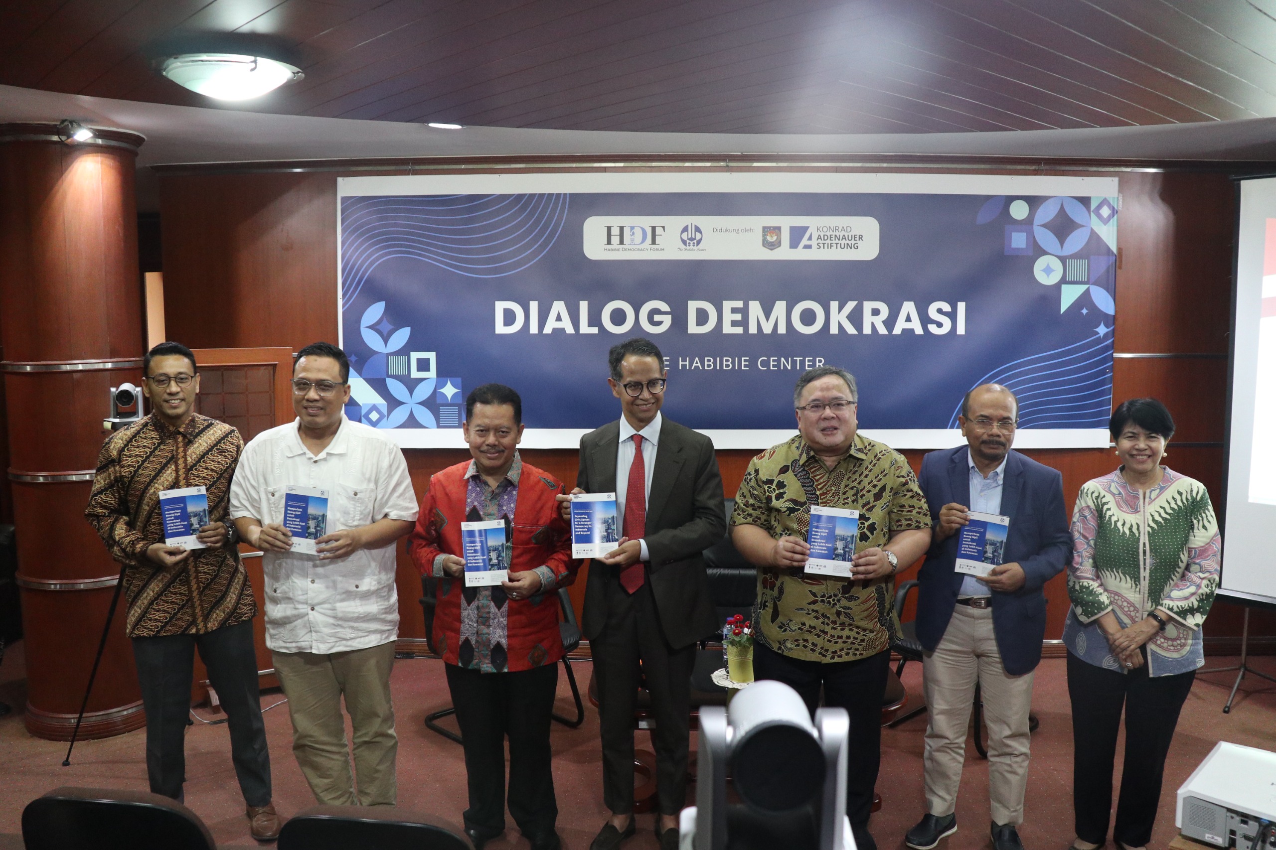 Kepala BPSDM Kemendagri Tekankan  Visi dan Pembangunan Nasional di Dialog Demokrasi The Habibie Center