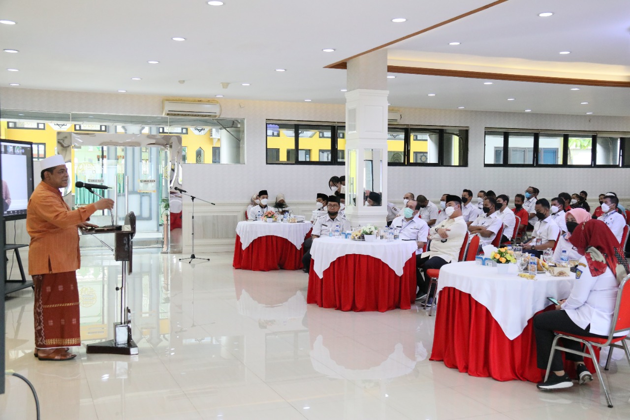 Makna Isra Miraj sebagai Momentum Penguatan Iman  dan Taqwa ASN yang BerAKHLAK