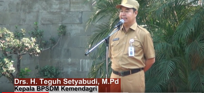 UPACARA PERDANA DAN HALAL BI HALAL ASN DI LINGKUNGAN BPSDM KEMENDAGRI