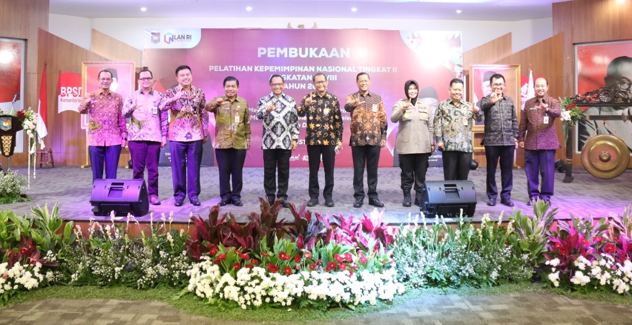 Buka Pelatihan Kepemimpinan Nasional Tingkat II, Mendagri Tegaskan Peran Kepemimpinan Bukan Sebagai Jargon! Perlu Adanya Perubahan Mindset Strategis