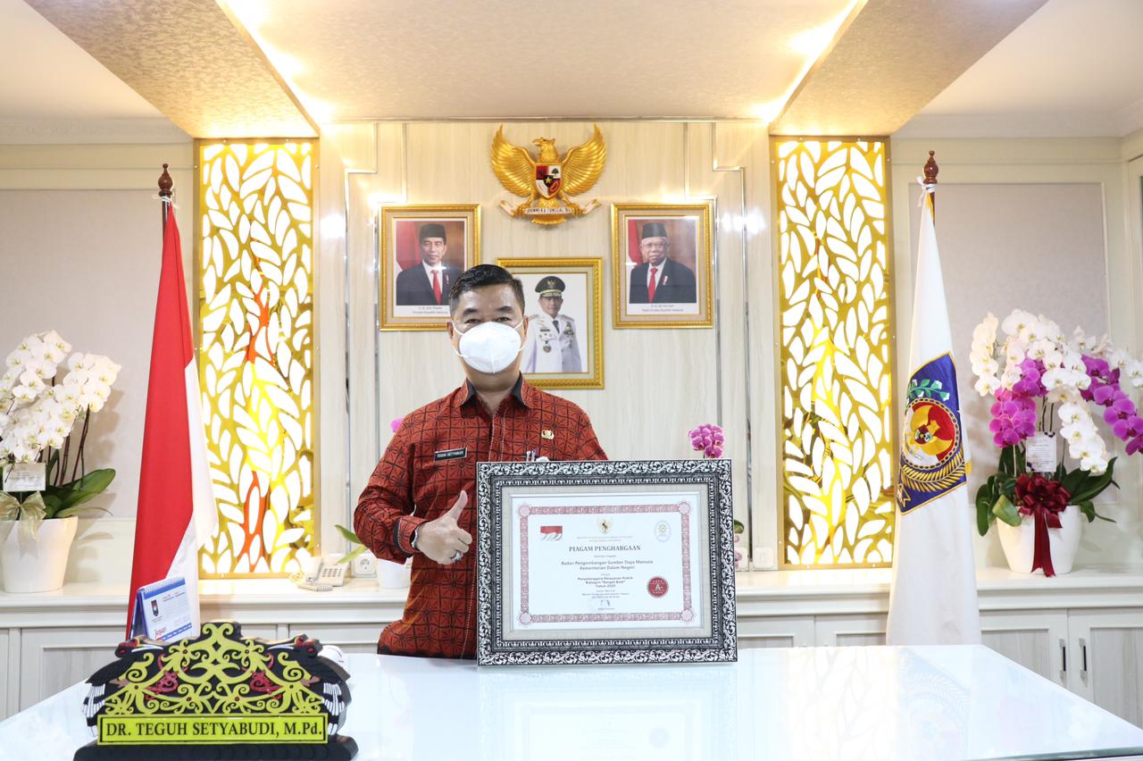 JANGAN PUAS, TERUS  LAKUKAN INOVASI PELAYANAN