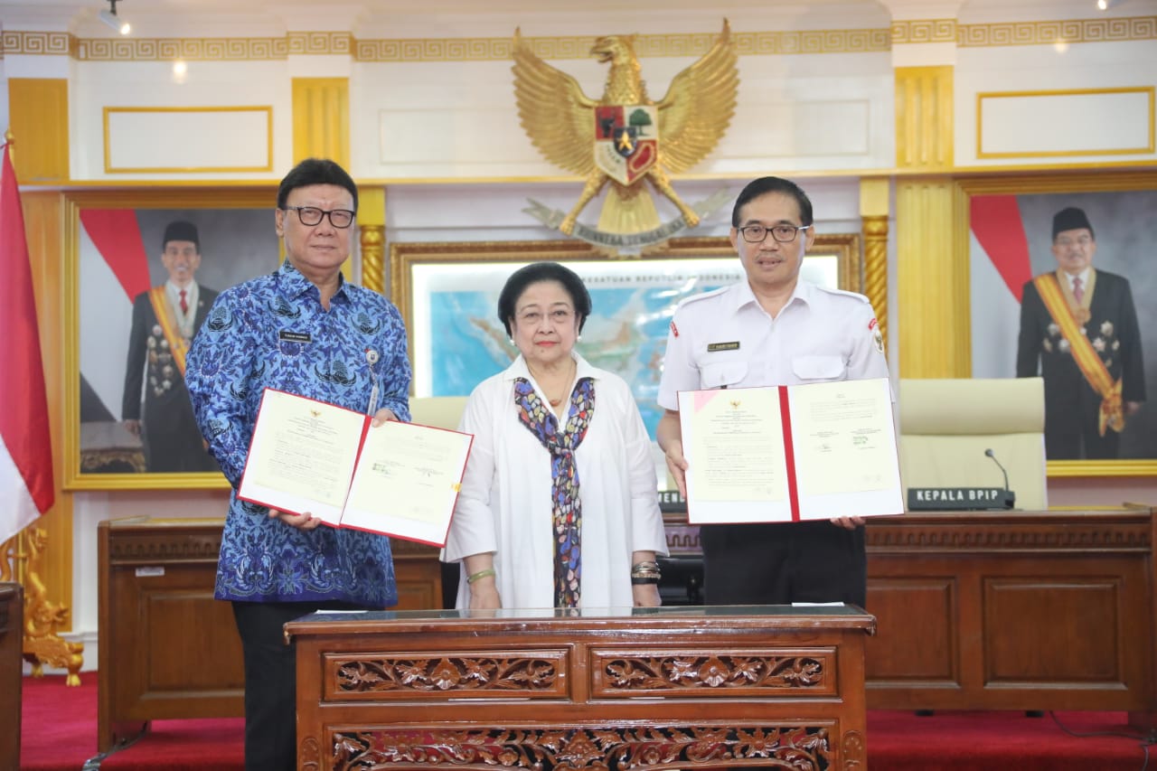PENANDATANGANAN MOU PEMBINAAN IDEOLOGI PANCASILA ANTARA KEMENDAGRI DAN BPIP