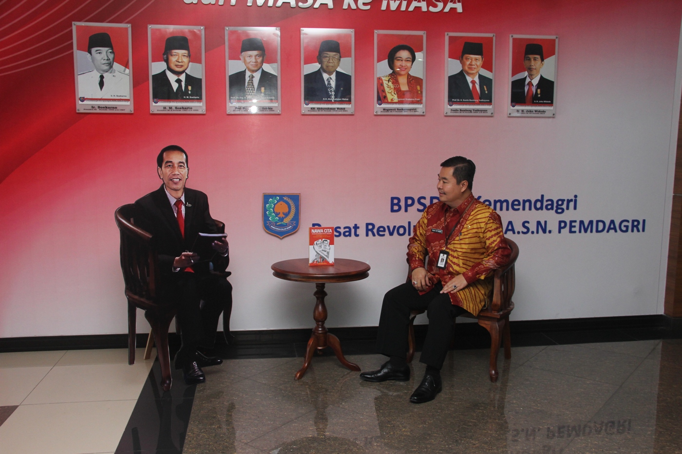 PEMBEKALAN KEPEMIMPINAN BAGI KEPALA DAERAH BUPATI DAN WAKIL BUPATI